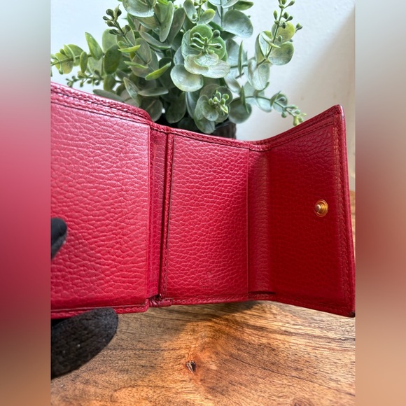 Gucci Compact Wallet - Picture 5 of 10